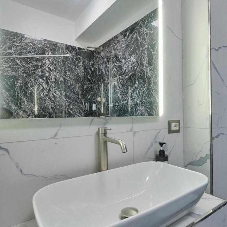 Luxury Vatican Suites - Camera Quadrupla - 4