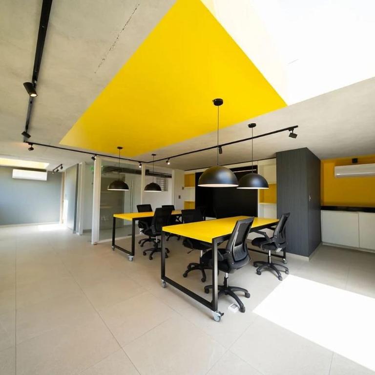 Condor Suites Executive Santiago Centro offers a terrace, barbecue, and Wi-Fi - Apartment with Balcony - 3