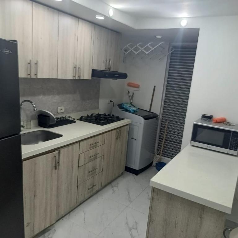 Beautiful Apartment in Cali Valle Colombia - Three-Bedroom Apartment - 19