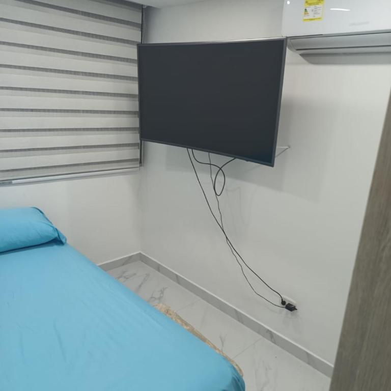 Beautiful Apartment in Cali Valle Colombia - Three-Bedroom Apartment - 22