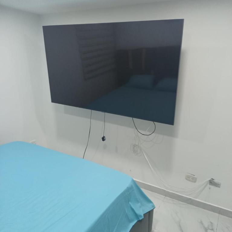 Beautiful Apartment in Cali Valle Colombia - Three-Bedroom Apartment - 27