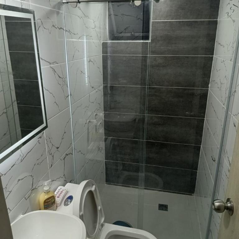 Beautiful Apartment in Cali Valle Colombia - Three-Bedroom Apartment - 34