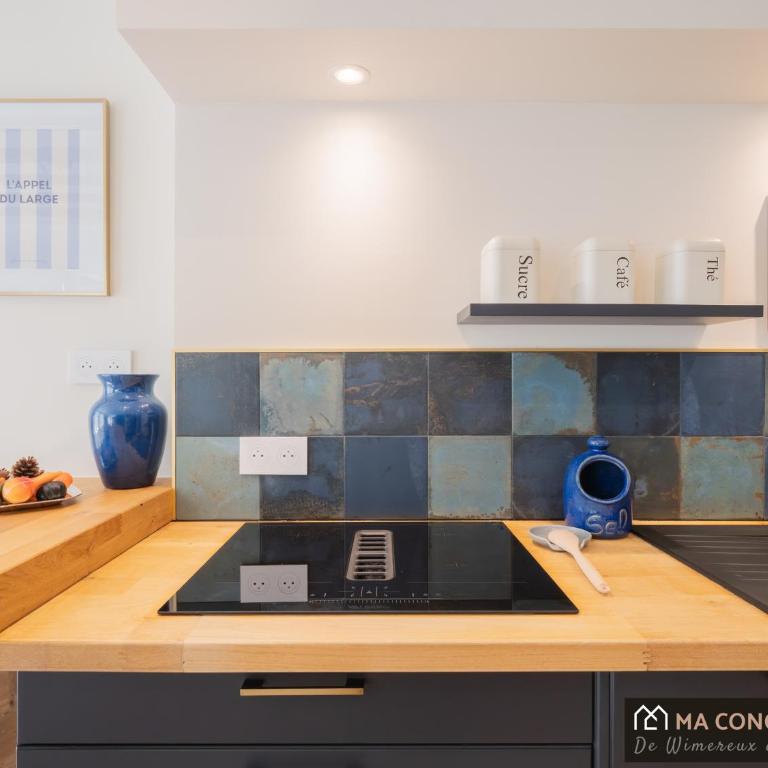 MAISON BLEUE, Apparts'hôtel Premium en Vieille-Ville - Two-Bedroom Apartment - 35