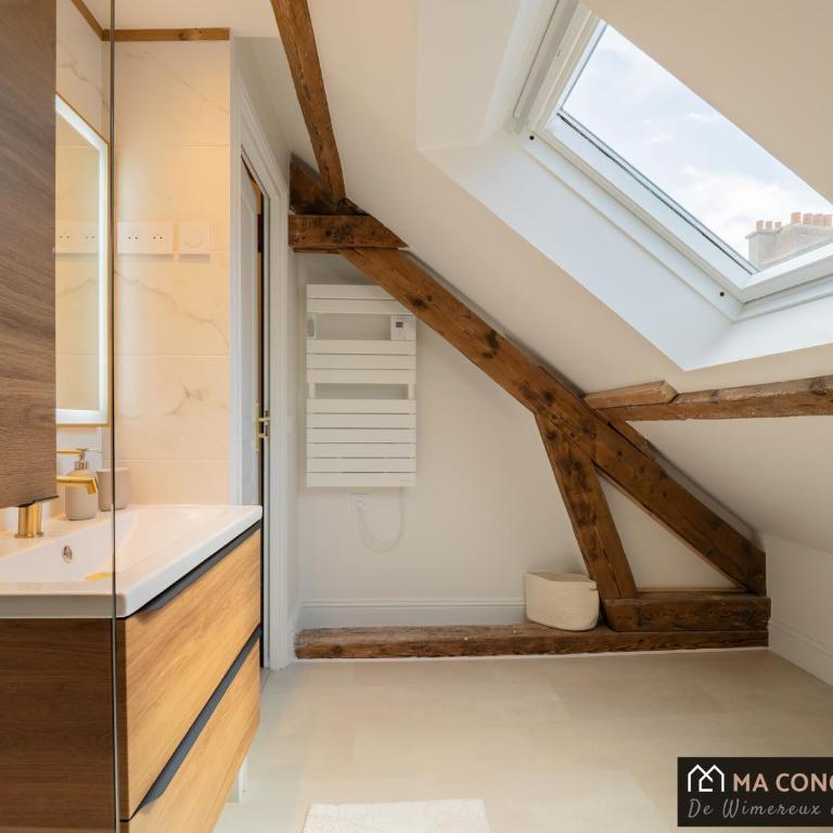 MAISON BLEUE, Apparts'hôtel Premium en Vieille-Ville - Two-Bedroom Apartment - 55