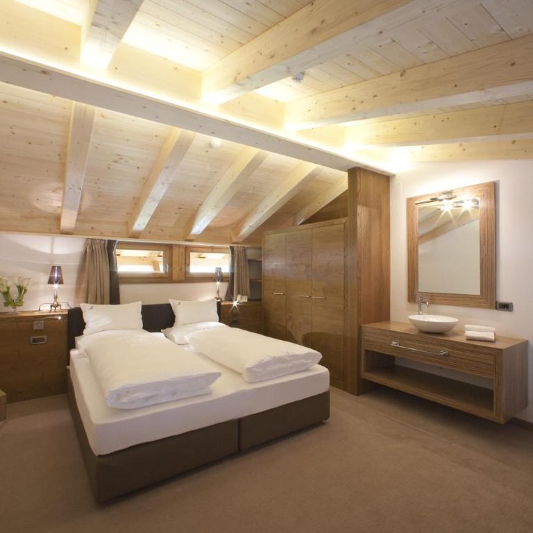 Hotel La Fradora - Dolomites Hotel - Habitación Cuádruple Dúplex - 1