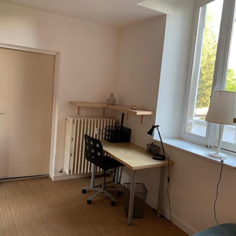 Joli appartement F3 dans l'annexe du Chateau - Appartement 2 Chambres - 2