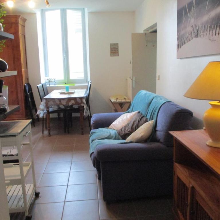 Joli appartement F3 dans l'annexe du Chateau - Appartement 2 Chambres - 14