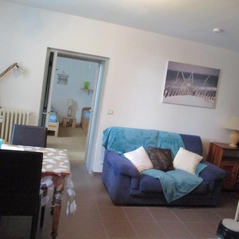 Joli appartement F3 dans l'annexe du Chateau - Appartement 2 Chambres - 22