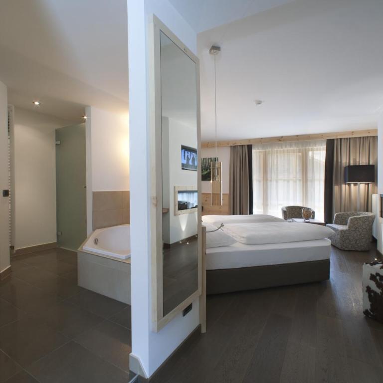 Hotel La Fradora - Dolomites Hotel - Suite Superior (3 adultos) - 6
