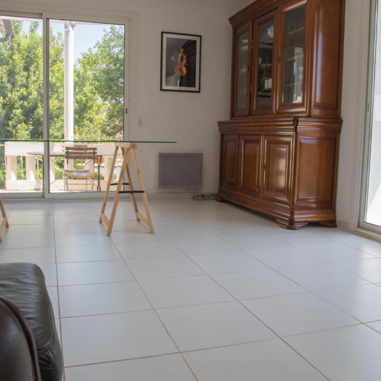La maison blanche - Apartment mit Poolblick - 13