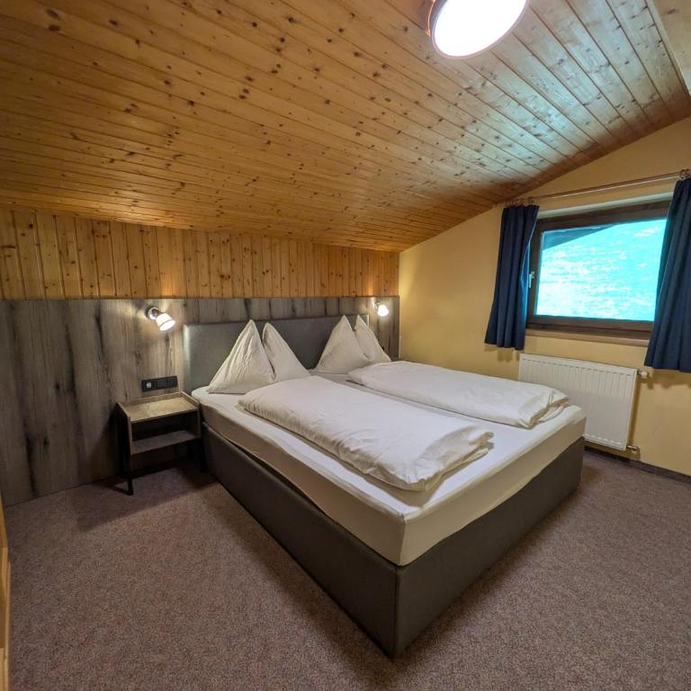 Kirchgasshof - Apartamento de 2 dormitorios con balcón - 9
