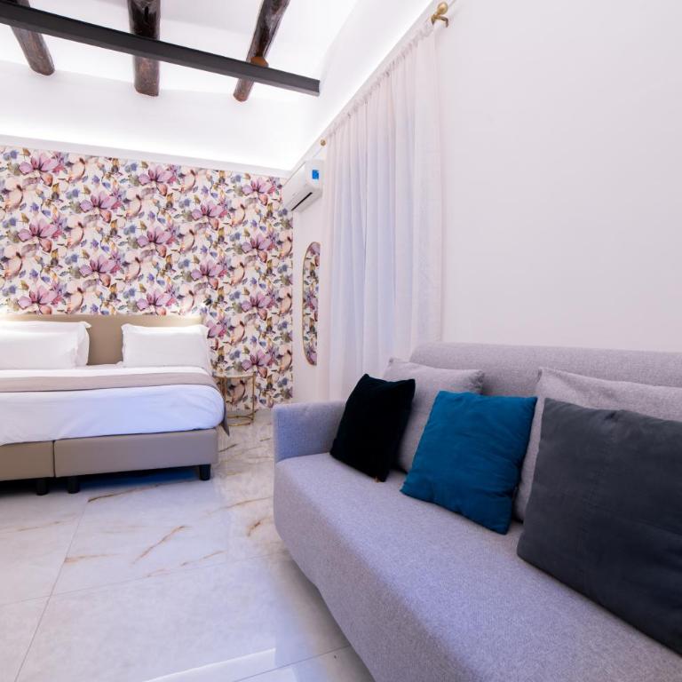 B&B Napoli Time Toledo - Camera Quadrupla - 5