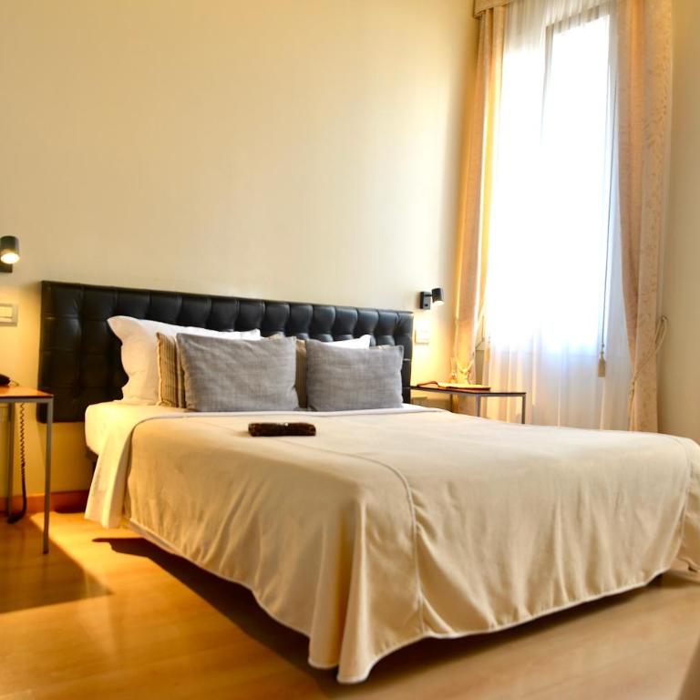 Albergo al Tiepolo - Chambre Triple - 1