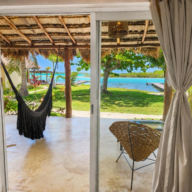 Hotel CasaBakal - A pie de Laguna - Bacalar - Estudio Superior - Frente al lago - 1