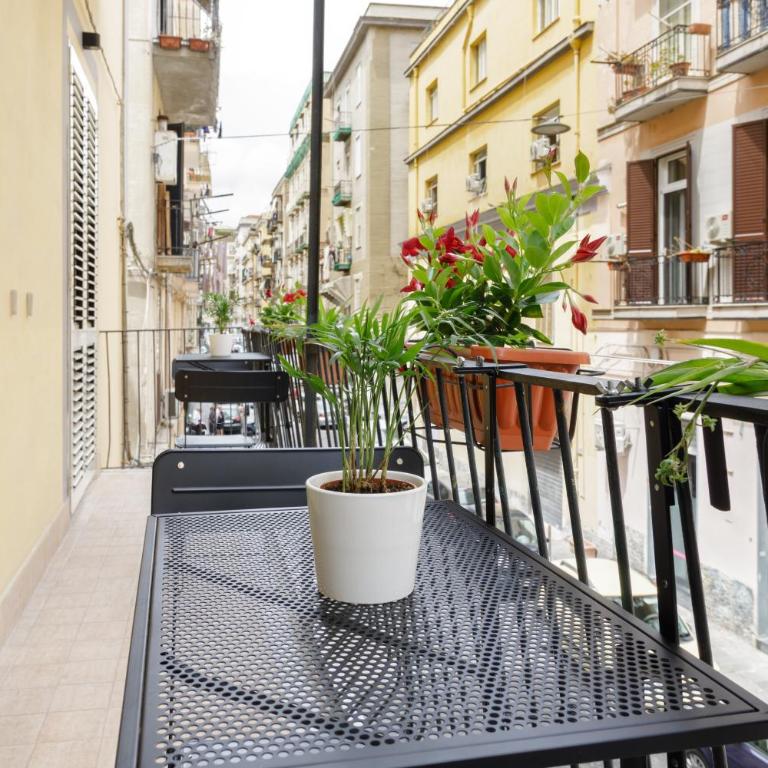 Oi Né Napoli - Double Room with Balcony - 16