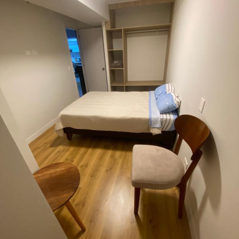 Vista piso 24 - Three-Bedroom Apartment - 7