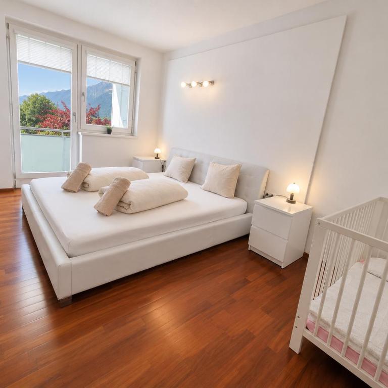 Mountain View Apartment Spacious Stay with 2 Parking - Apartment mit Blick auf die Berge - 2