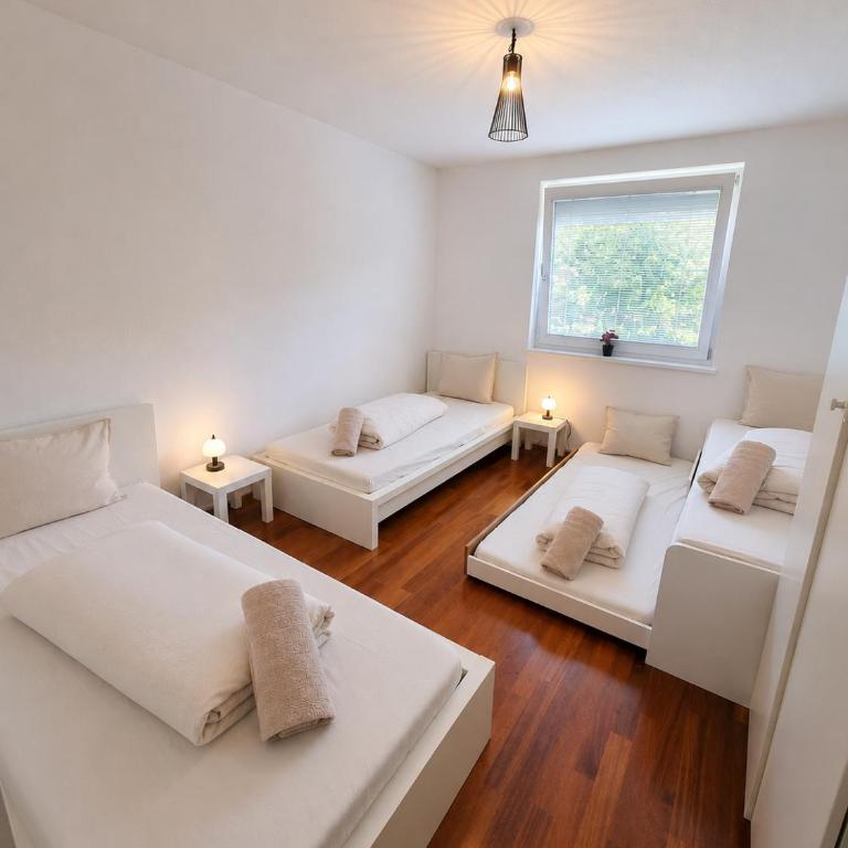 Mountain View Apartment Spacious Stay with 2 Parking - Apartment mit Blick auf die Berge - 5