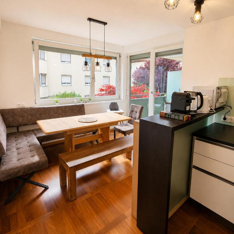 Mountain View Apartment Spacious Stay with 2 Parking - Apartment mit Blick auf die Berge - 12