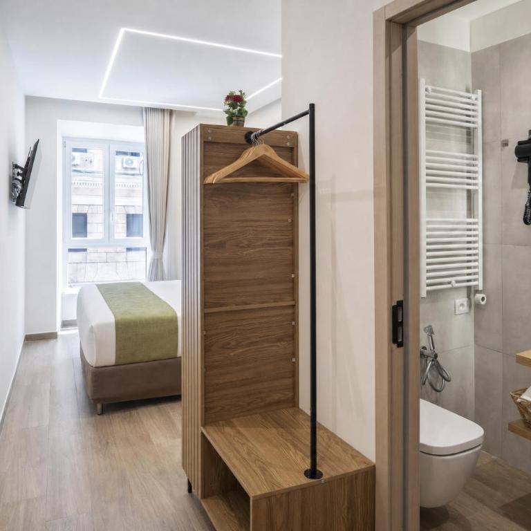 Giusi Rooms - Piazza Vittorio Guesthouse - Habitación Doble Estándar - 6