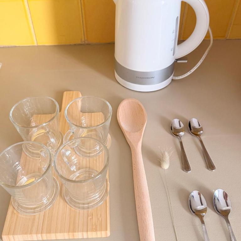 Bormes center 75 m2 artistic stay 2 to 4 people - Apartamento de 2 dormitorios - 32