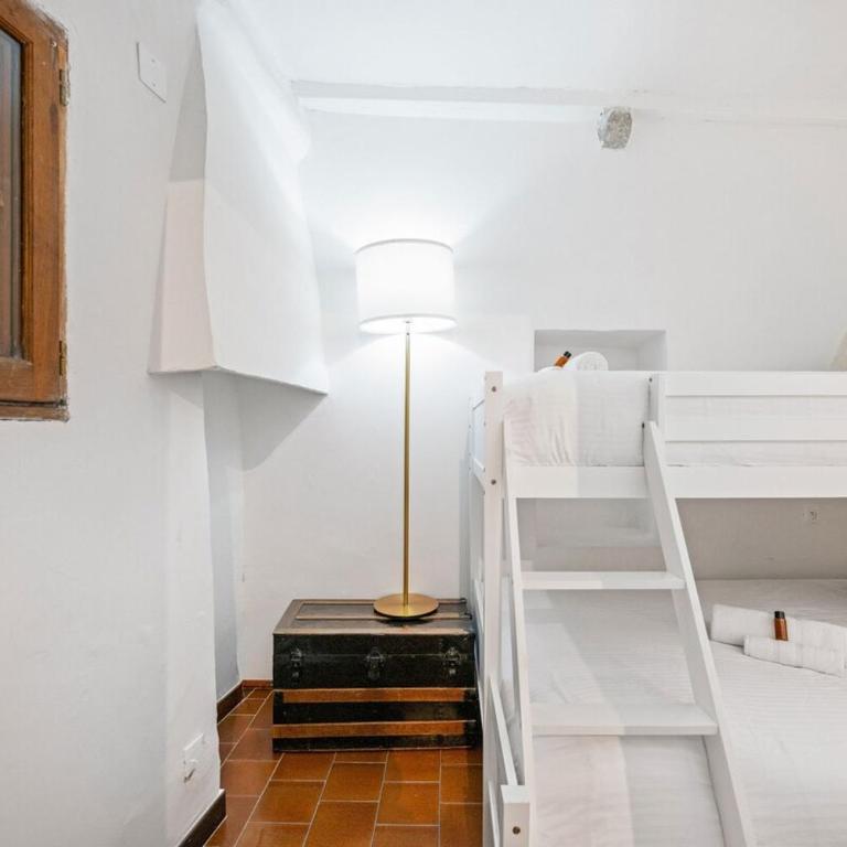 CHATEAU D'AZUR appartement vue mer vieille ville - Apartment - 28