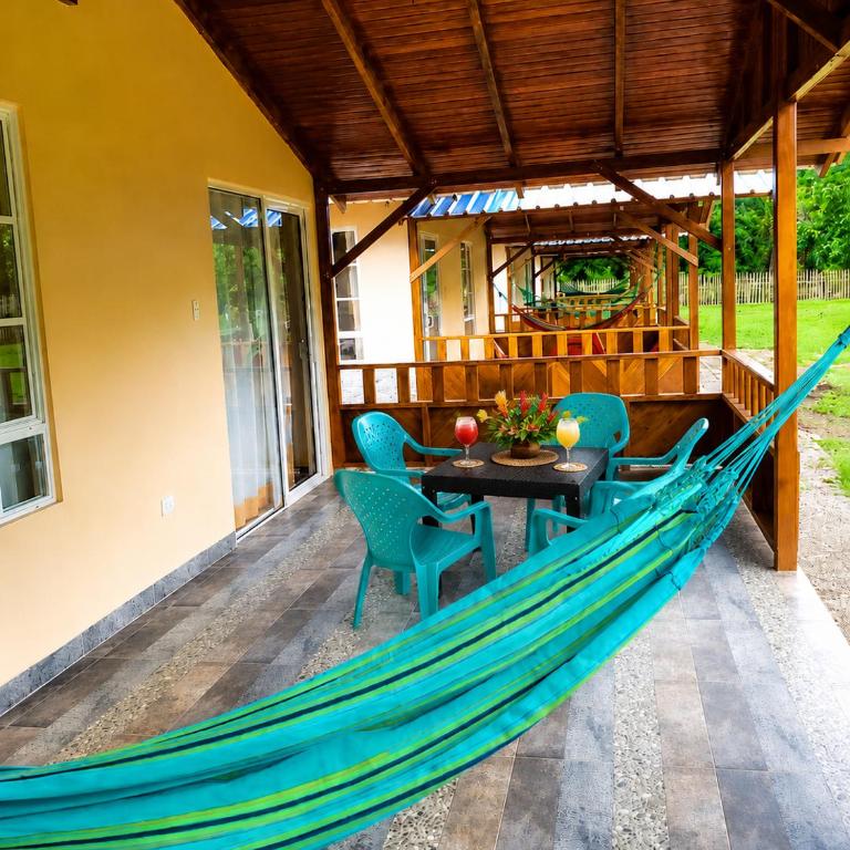 Cocoloco's Lodge - Family Bungalow - 40