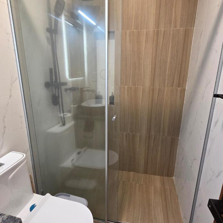 Premium 21 Suites - One-Bedroom Apartment - 32