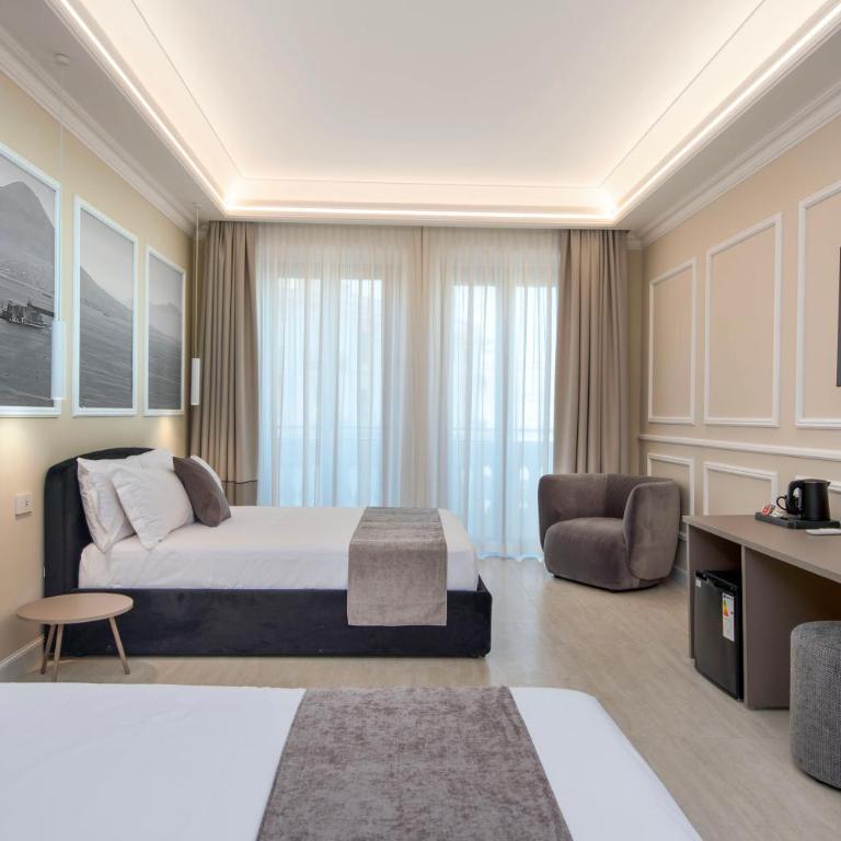 Naples Plaza Bovio - Habitación Cuádruple de Lujo - 15