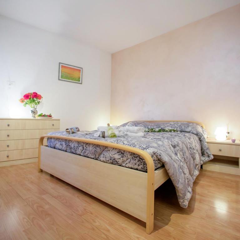 Riva Lago e Spiaggia Apartment - Happy Rentals - Appartamento con Vista Montagna - 5