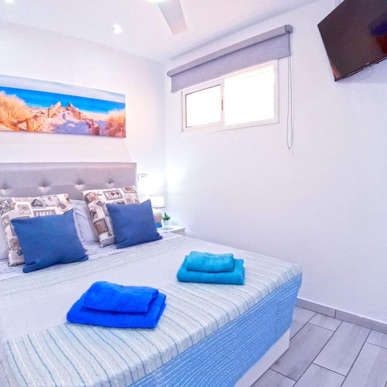 Costa Adeje Playa del Duque poolside apartment - One-Bedroom Apartment - 29