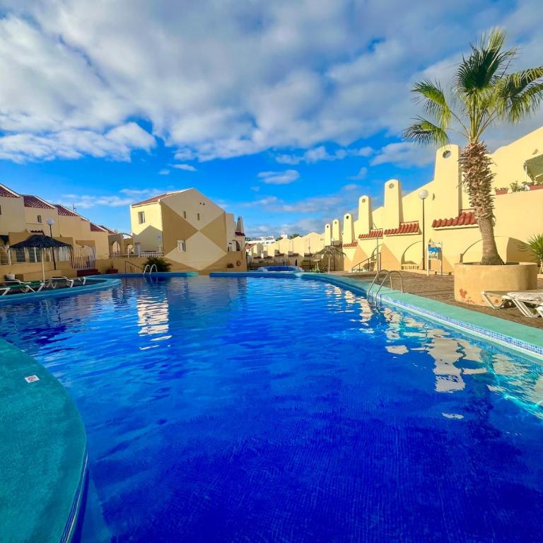 Costa Adeje Playa del Duque poolside apartment - One-Bedroom Apartment - 45