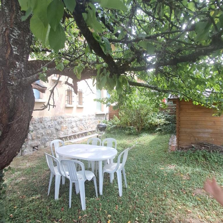 Gîte "Le Baou" à deux pas du télécabine! - Appartement 3 Chambres - 2