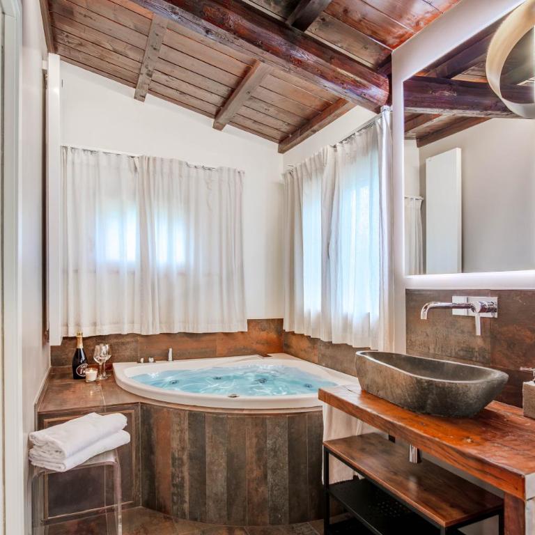 Villa Ca' Viola Rimini - Suite mit Whirlpool - 8