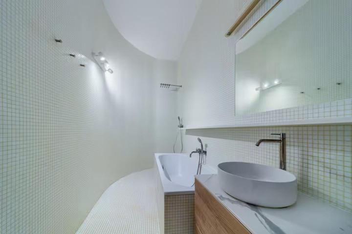 Elegant 3-Bedroom Duplex Champs-Élysées - Air Conditioning - Appartement - 4