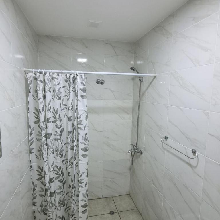 Hermosos monoambientes a estrenar - Apartamento de 1 dormitorio - 2