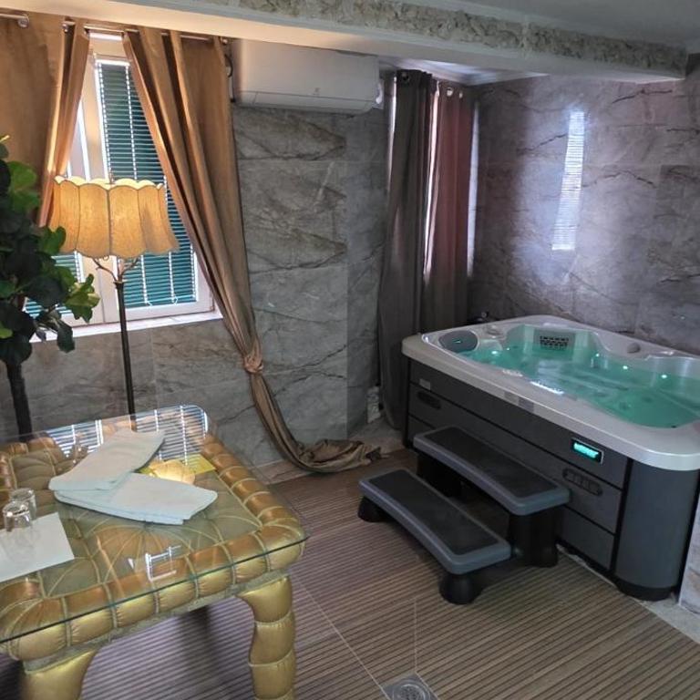 Bali Colosseum Hotel - Präsidentensuite - 2