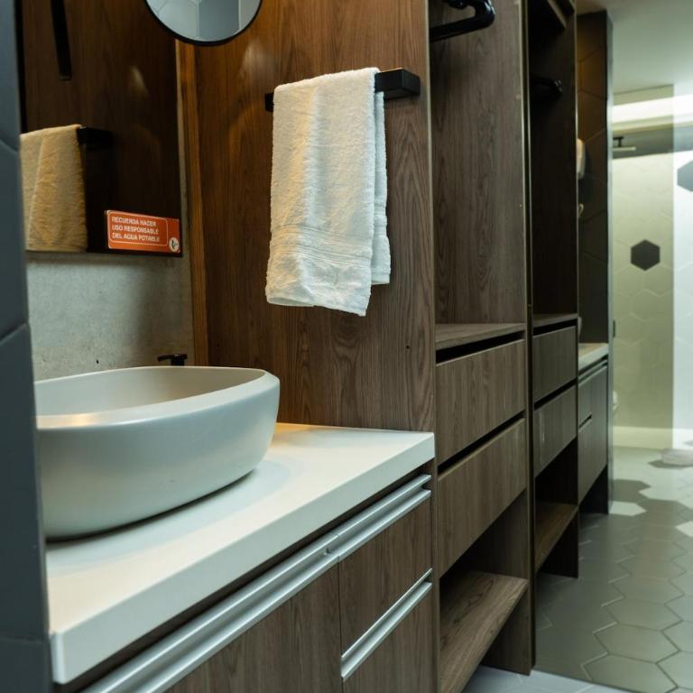Moderno Apt, El Poblado cerca Provenza, AC, Vista, Wifi - One-Bedroom Apartment - 12