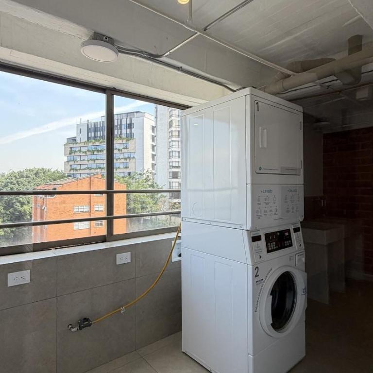 Moderno Apt, El Poblado cerca Provenza, AC, Vista, Wifi - One-Bedroom Apartment - 24
