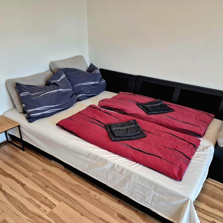 Apartment Knittelfeld Garden View near Red Bull Ring - One-Bedroom Apartment - 3