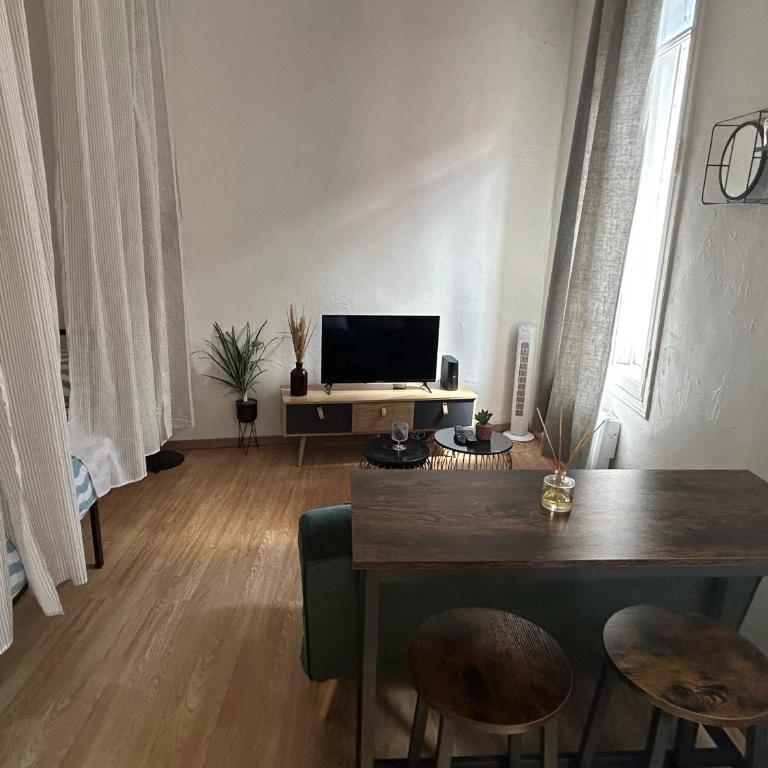 LE BELFORT 2 Studio lunimeux Quartier les halles - Appartamento - 4