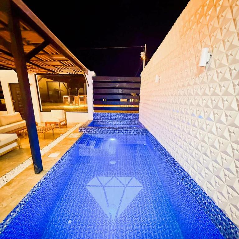 Beachfront pool whirlpool & firepit - Apartment - 36