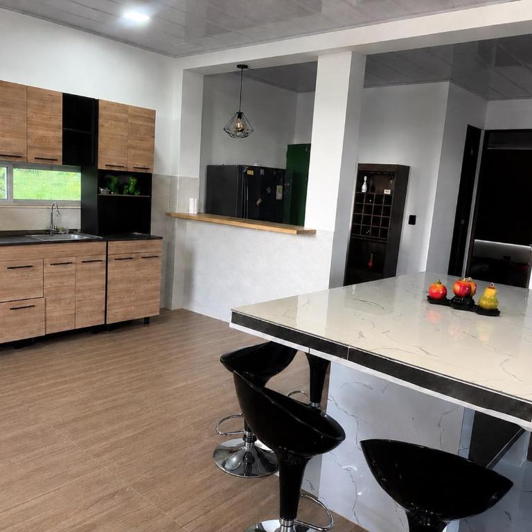 Quinta Santa Isabel - Four-Bedroom House - 3