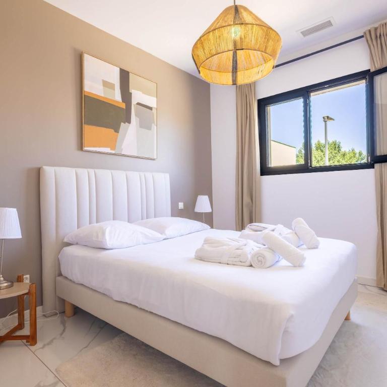 Maison Marly avec piscine privee a Serignan - Apartment - 34