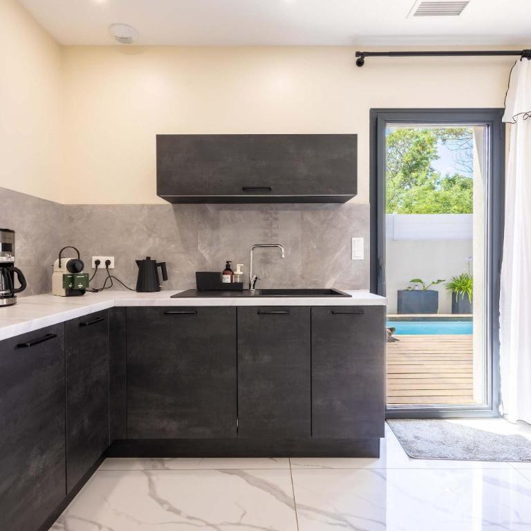 Maison Marly avec piscine privee a Serignan - Apartment - 43
