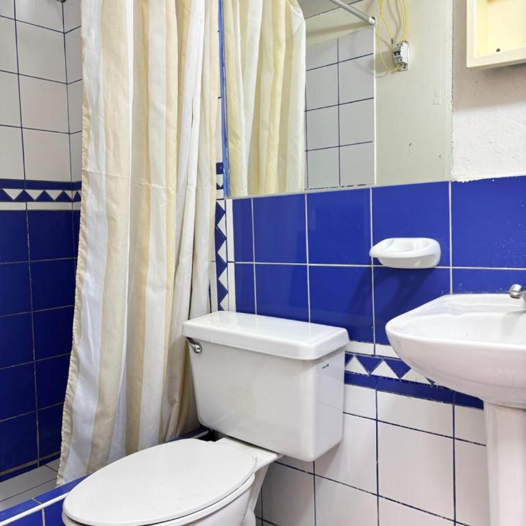 El Duke Kahanamoku surf hostel - Classic Quadruple Room - 3