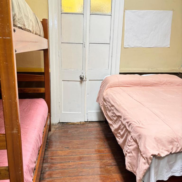 El Duke Kahanamoku surf hostel - Classic Quadruple Room - 6