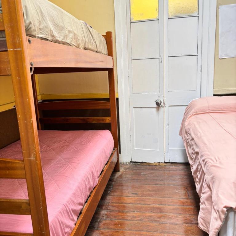 El Duke Kahanamoku surf hostel - Classic Quadruple Room - 7