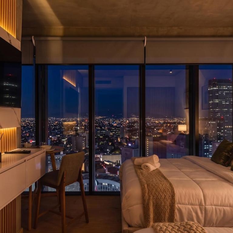 The R Line I UT Skyline Studio I City Views & Pool - Appartement 1 Chambre - 12