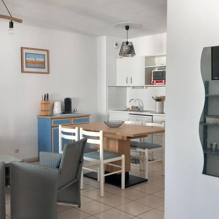 Appartement lumineux avec parking - 6 pers. - FR-1-878-79 - Appartement - 7